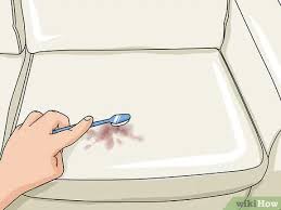 Ein blutfleck darf niemals mit warmen und heißem wasser bearbeitet werden. Getrocknete Blutflecken Aus Der Couch Entfernen 15 Schritte Mit Bildern Wikihow