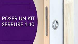 Ll serrure baie coulissante protection moderne de menuisieries premium accessoires pour menuisieries fenetre24 maintenant en.si vous souhaitez une menuiserie large vous permettant d'aérer votre maison en un tour de main, alors la baie coulissante, ou baie vitrée ou encore. Serrure Kit 1 40 Pose Dans Une Porte En Bois Youtube