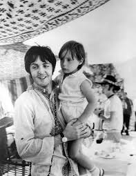 As per a piece by the guardian, julian first felt ignored when his father chose to date yoko ono and left his mom, cynthia in 1968. Paul Mccartney With Julian Lennon 1967 Beatles