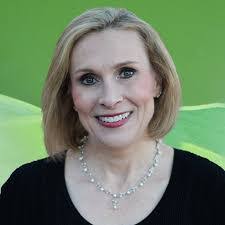 Denise Cashman's Instagram, Twitter & Facebook