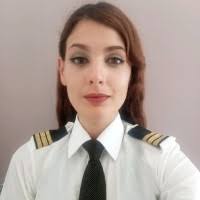 40+ perfiles de «Ingrid Martín»