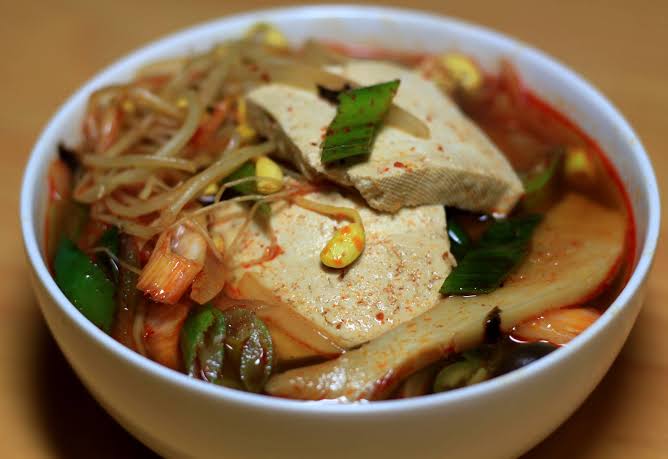 Mushroom Hot Pot