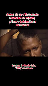 Luna Camacho cortando cabello en la cárcel