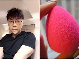 .kiyoshi beauty blender, roy kiyoshi potong dagu, roy kiyoshi oplas, roy kiyoshi operasi plastik, roy kiyoshi indigo, roy kiyoshi paranormal roy mengatakan kalau dirinya memotong dagunya sehingga nggak runcing seperti beauty blender. Usai Filler Dagu Roy Kiyoshi Akui Wajahnya Mirip Spons Beauty Blender Indozone Id