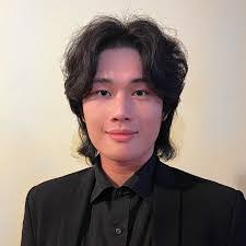 Matthew Huang's Instagram, Twitter & Facebook