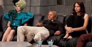 Katniss and peeta are chaperoned by effie trinket to the capitol on a bullet train. Die Tribute Von Panem The Hunger Games Film Trailer Kritik