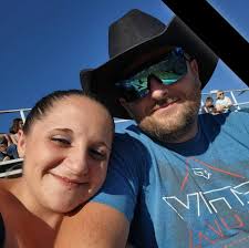 Everyone getting the 350$ incentives. I know they're random, but how many  orders in total have yall done? Im thinking these incentives are for people  who have done alot lol