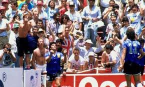 Por la derecha del genio del fútbol mundial y deja el tercer gol para siempre maradona genio genio genio gol ¡golazo! Gol De Maradona A Los Ingleses Hoy 22 De Junio Se Cumplen 34 Anos Del Gol Del Siglo