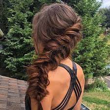 21 Pretty Side Swept Hairstyles For Prom Stayglam Side Swept Hairstyles Side Braid Hairstyles Fishtail Braid Hairstyles