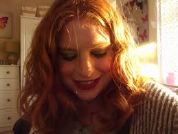 This Is My Natural Red Hair And The Sun Light Hitting One Side Of My Hair With Pinky Reddy Lips Natural Red Hair My Hair Red Hair