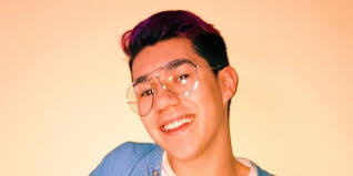 Peter Olmos's Instagram, Twitter & Facebook