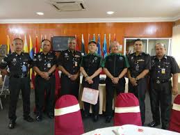 Taktik pengedaran dadah untuk kegunaan banduan yang sedang menjalani hukuman penjara berjaya dihidu polis jabatan. Perjumpaan Dengan Jabatan Penjara Malaysia Ppim 27 06 2019 Ppim
