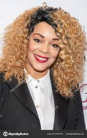 Actress Ola Ray Attends Glamour Style Fashion Week Edition Don — Stock  Editorial Photo © info@photographybyeugene.com #521670144