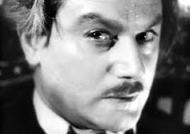 Another version my Mom and Aunt enjoyed. 1940- 'Gaslight' starring- Anton  Walbrook, Diana Wynyard, Frank Pettingell, Cathleen Cordell, Jimmy Hanley,  Robert Newton, Marie Wright, Minnie Rayner, Aubrey Dexter, Mary Hinton,  Angus Morrison,