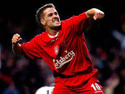 Номер на футболке michael owen: My Favourite Footballer Michael Owen Holding Midfield