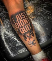 Here's an awesome tattoo design, accompanied by a suitable inspirational quote for all the young dreamers out there. Tattoo Quotes For Men Intensify Your Tattoos With Quote Tattoos For Men Body Tattoo Art