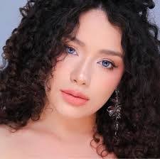 Jessica Genao's Instagram, Twitter & Facebook