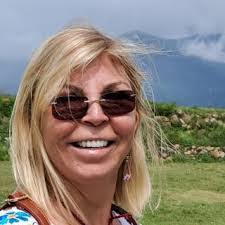 Holly Mahon's Instagram, Twitter & Facebook