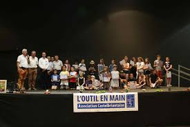 Remise Des Certificats De L Outil En Main Du Castelbriantais A 24 Jeunes Inities