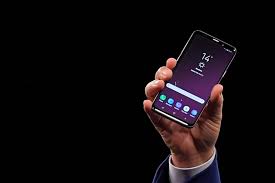 Jul 30, 2019 · here are all the ways you can capture, edit and share screenshots on the galaxy s9: How To Take A Screenshot On A Samsung Galaxy S9 From Bixby Voice To The Correct Button Combo