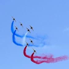 Ici vous trouvez le calendrier 2019 incluant les jours fériés nationales et autres jours fériés pour la france. La Patrouille De France Un Visuel Exceptionnel 3 The Patrouille De France An Exceptional Visual Le Vigeant 20 Patrouille De France Patrouille France