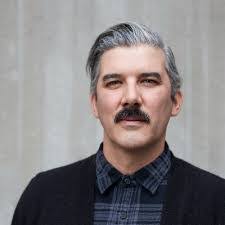 Roberto Flotte's Instagram, Twitter & Facebook