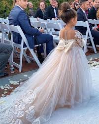 8 Of The Cutest Wedding Flower Girl Hairstyles You Ll Ever See Tulle Chantilly Wedding Blog An many people are willing to spend time and effort to look for the suitable hairstyle for the romantic and sweet wedding. cutest wedding flower girl hairstyles