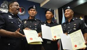Lawatan kerja ydh cp dato' sahabudin bin abd manan ke ipd seberang perai selatan. Hero Terjun Jambatan Selamatkan Wanita Terima Penghargaan Pdrm