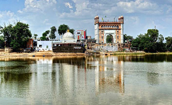 Hazrat Khwaja Fakhruddin