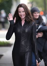 Eine serie von simon barry mit rachel nichols und victor webster. Rachel Nichols On The Set Of Continuum In Vancouver 7 Hawtcelebs
