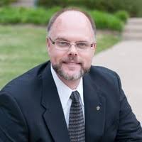 100+ perfiles de «Ernest D.»