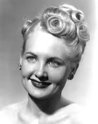Roll Vintage Updo 1940s Hairstyles 1940s Hairstyles For Long Hair Vintage Hairstyles