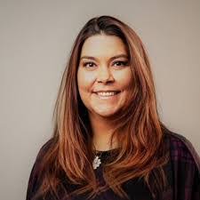 Danielle Marron's Instagram, Twitter & Facebook