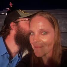 Mandi Bousa (@mandi.jacobs.3) • Facebook