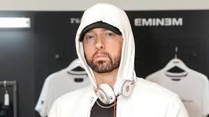 4.5 out of 5 stars 2,350. Eminem Nyaris Dibunuh Penyusup Di Rumahnya Republika Online