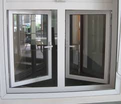 Sebagai pengaman pelapis, banyak jenis teralis yang menggunakan material besi sebagai elemen pembuatnya. Model Jendela Aluminium Rumah Minimalis Terbaru 2020 Blog Qhomemart