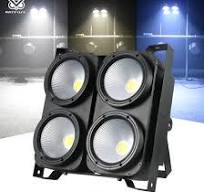 [Hot Item] LED COB Blinder Licht 4 Augen Publikum Licht LED PAR 200W COB  Beleuchtung
