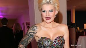 Includes address (10) phone (3) email (1) see results. Melanie Muller Privat Buchen Fiese Reaktionen Auf Angebot