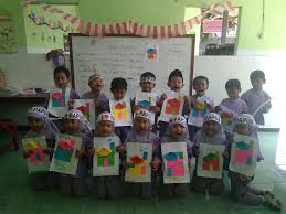 Dari kegiatan menggambar, anak bebas untuk menuangkan imajinasi yang ada di kepalanya. Assalamualaikum Wr Wb Tema Tk Islam Srengat Facebook
