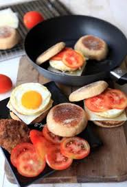 Kejutan gurih enak bakal anda dapatkan saat menggigit burger ini. Gudang Resep Gudangresep Profile Pinterest