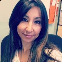 Yolanda Briones's Instagram, Twitter & Facebook