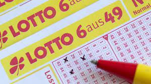 Die aktuellen lottozahlen von lotto 6aus49, spiel 77 und super 6 sowie die gewinnzahlen der letzten wochen finden sie hier im überblick. Lotto Am Samstag 14 09 2019 Die Aktuellen Lottozahlen Und Lottoquoten