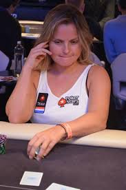 Upload here ∧ jump back to top ∧. Fatima Moreira De Melo Naar De Kassa Pokercity Live Reporting Poker Nieuws
