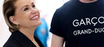 La Grande-Duchesse visite l'atelier Kritzel Fabrik de l'artiste Jacques  Schneider