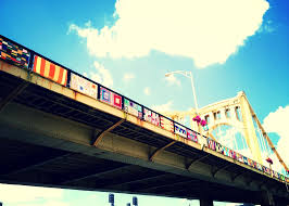 Dec 20, 2015 · with under 6,000 residents, this town offers a more close knit community with reasonable housing and plenty of nearby amenities. Knit The Bridge Pittsburgh How To Purl Knit Pittsburgh Yarn Bombing