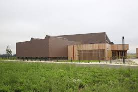 Sports Complex In Totes France By Atelier Des 2 Anges Rouen Entreprise Lamperier Buchy Credit Vmzinc Pigmento Architectu France Architecture Facade