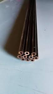 Les tuyaux en cuivre sont un grand classique de la plomberie. Metaloutil Tube Cuivre Diametre 8 X 2 X 1000 Mm