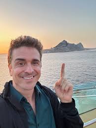 What is the location of the scenic Von Hill section?