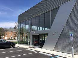 1000 Ideas About Audi Dealership On Pinterest Audi Audi A3 And Audi Dealership Retail Interior Design Retail Interior
