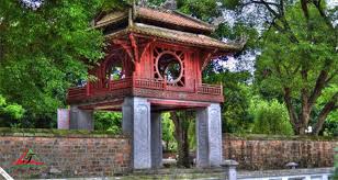 Hanoi places to visit: Van Mieu Quoc Tu Giam